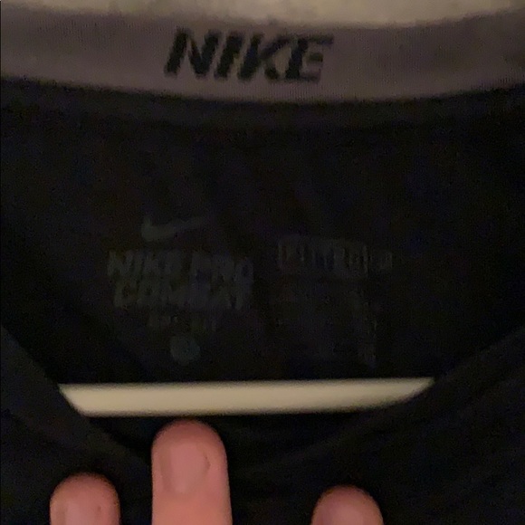 Nike combat dri fit long sleeve - Picture 2 of 4